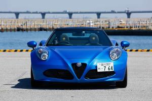 Alfa Romeo 4C Spider Italia 2019 года  (JP)